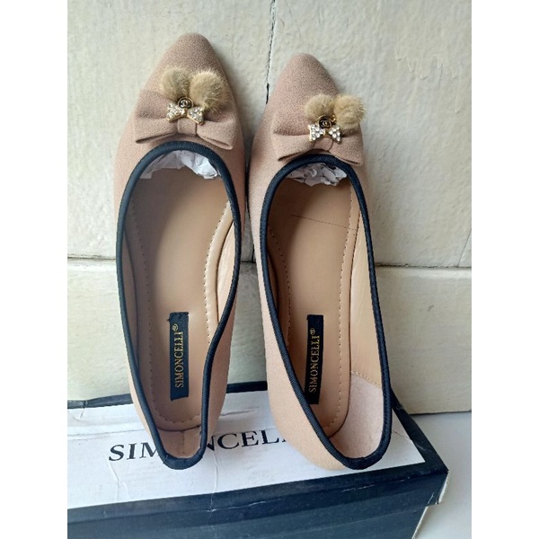 PRELOVED SEPATU SIMONCELLI