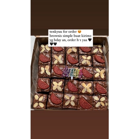 

Brownies Fudgy shiny Hampers