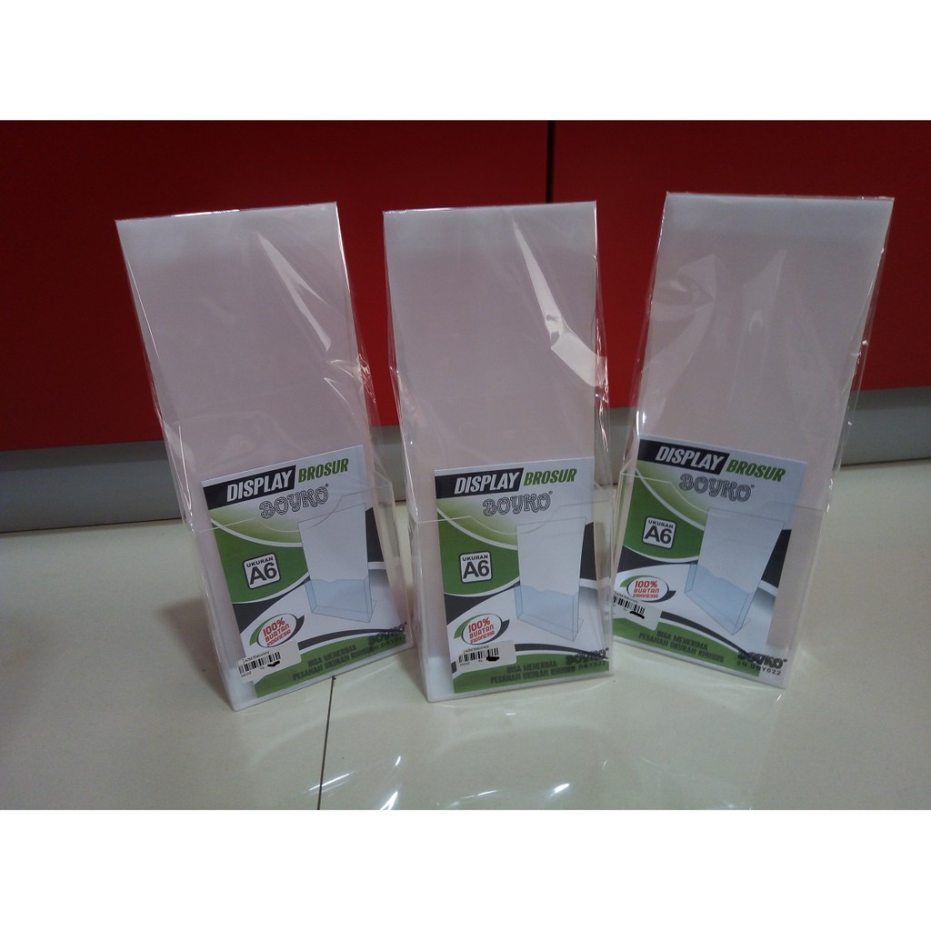 

ACRYLIC DISPLAY BROSUR A6 MODEL LEAN MERK BOYKO