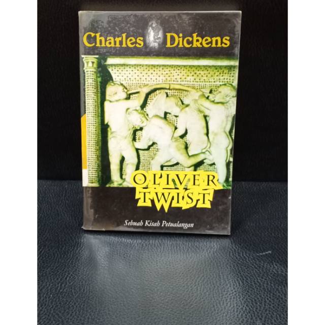 CHARLES DICKENS-OLIVER TWIST.