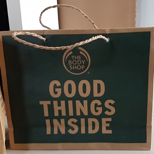

THE BODY SHOP PAPER BAG