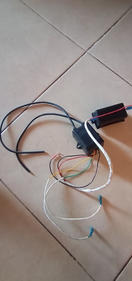 Pemantik Elektrik Dc 2 Out Quantum Pemantik Kompor Gas Akumulator