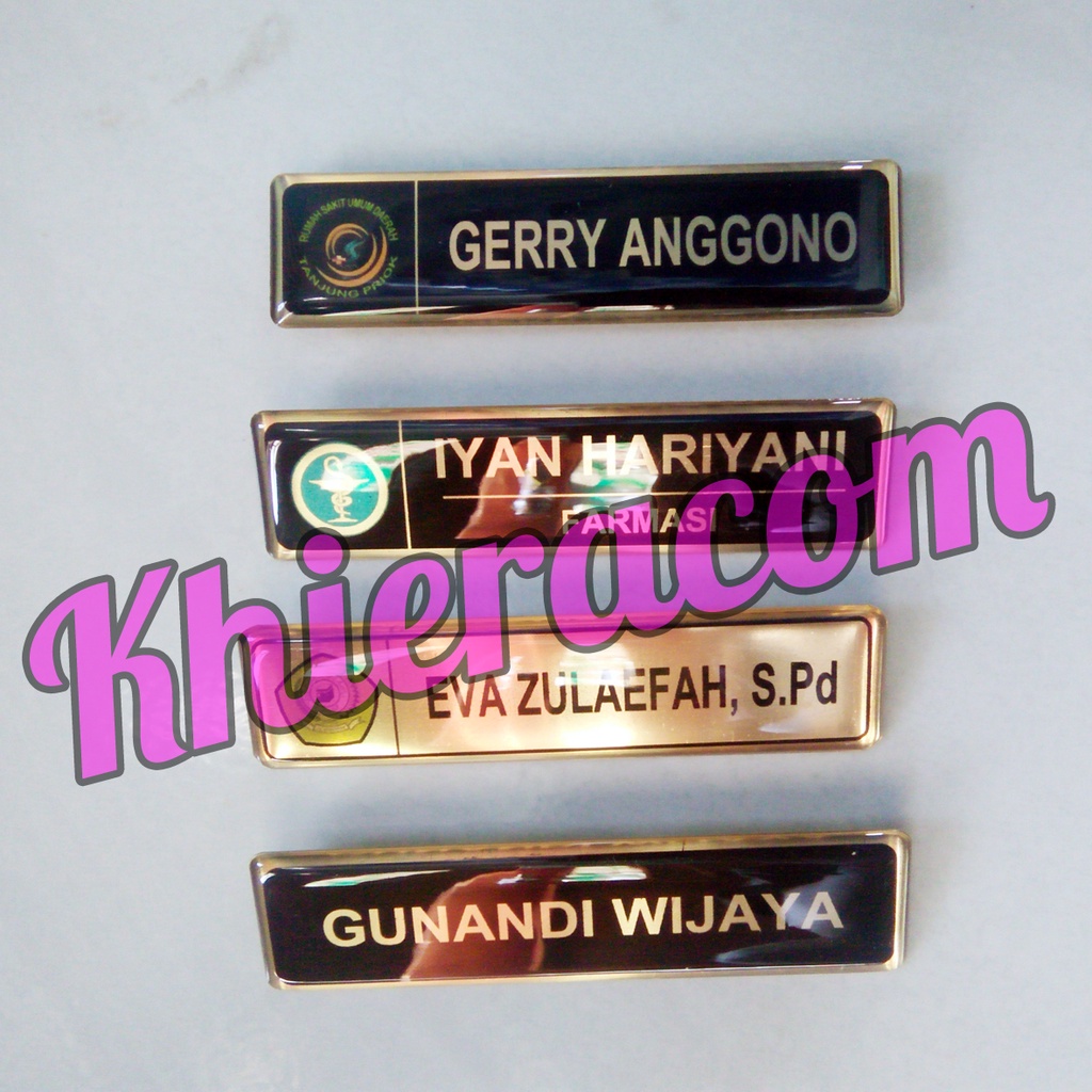 

Nama Dada Papan Nama Name Tag Kuningan