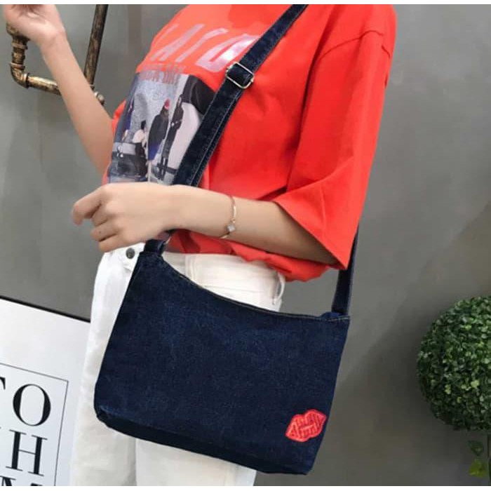 TAS MURAH / TAS WANITA / TAS SELEMPANG - BIRU MUDA 