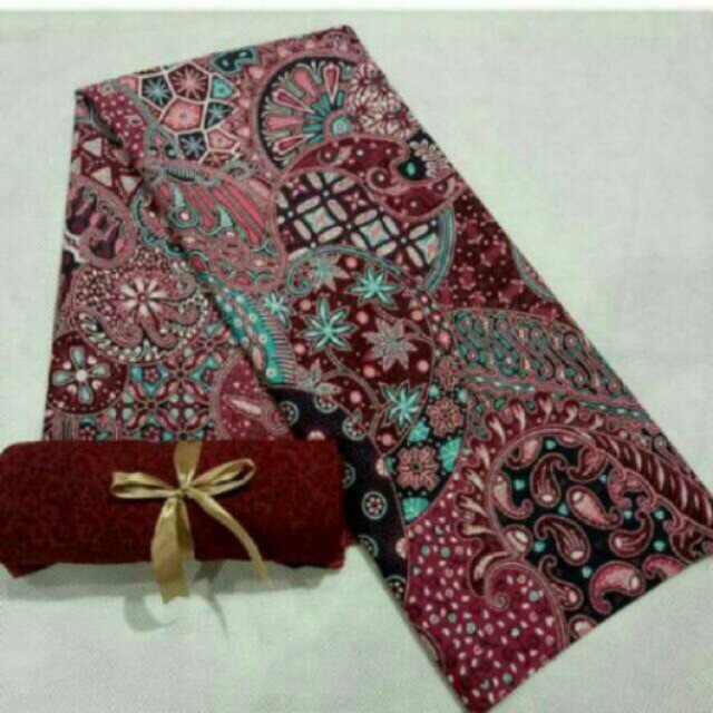 set kain batik dan embos