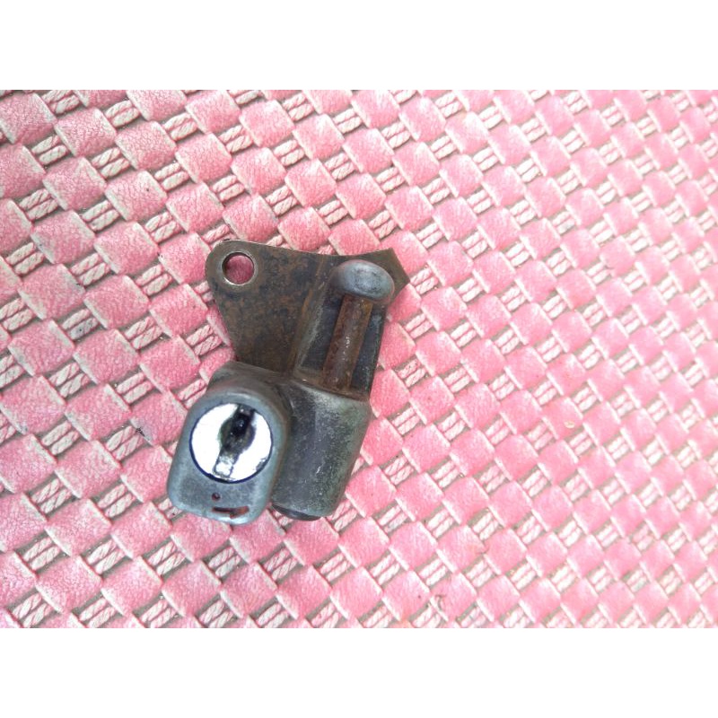 helmet holder honda CB 125 S original