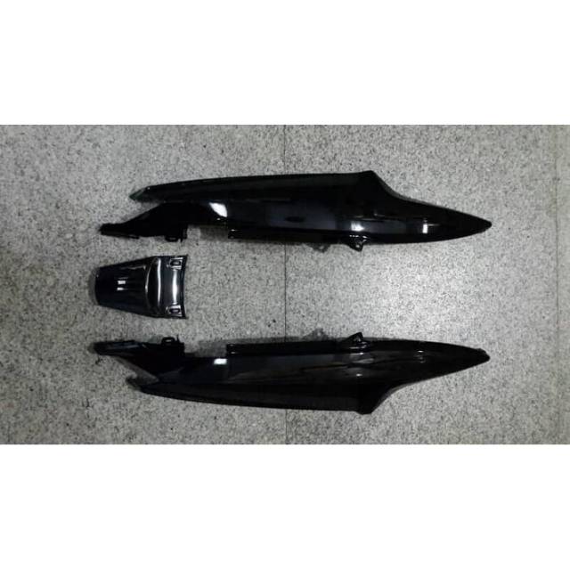 Cover body mio smile / mio sporty warna hitam