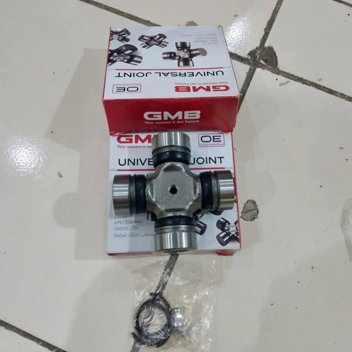 CROSS JOINT UNIVERSAL JOINT KOPEL DEPAN STRADA TRITON