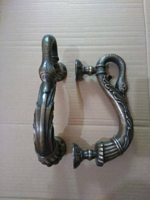 Handle Pintu Rumah Kuningan Antik Murah Motif Angsa Titik Ular