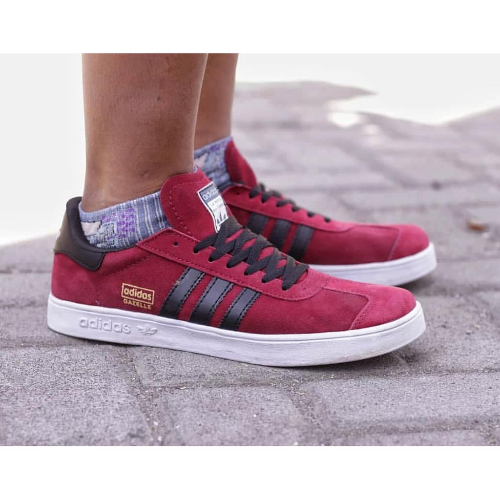 Sepatu Adidas Gazelle Impor Merah Maron Sneakers Kets Sekolah Kuliah Kerja Kado Hadiah Murah Cowok