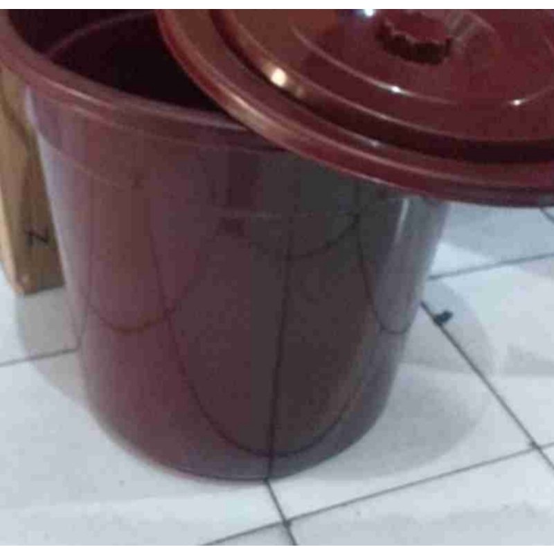 ember plastik merah marron 60 liter ember mpw