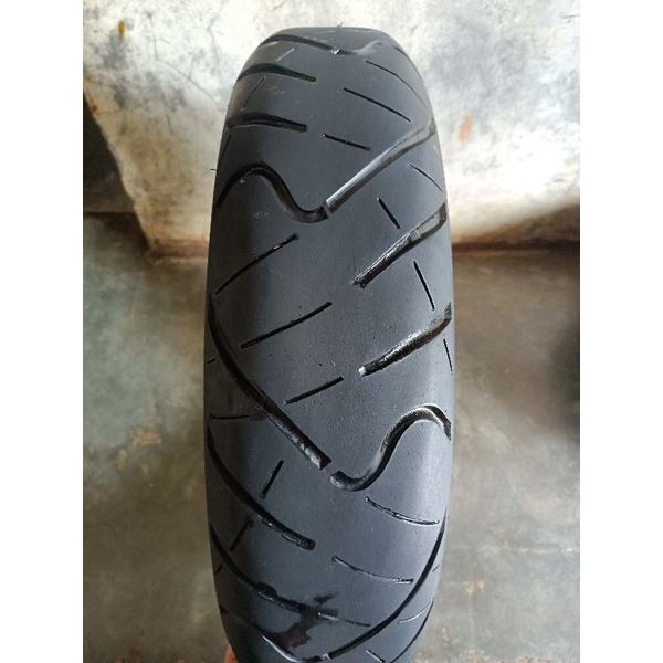 ban ring 17 ukuran 130/70 merk IRC,ban seken ukiran