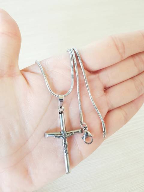 Restok bestseller Kalung Salib Silver Titanium Antikarat Selamanya SSK