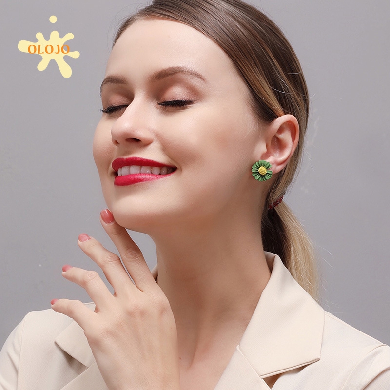 OLOJO 2020 Yang Baru Bahan Sederhana Lucu Anting-Anting Daisy Permen Warna Bunga Bentuk Anting Tusuk Untuk Gadis Wanita