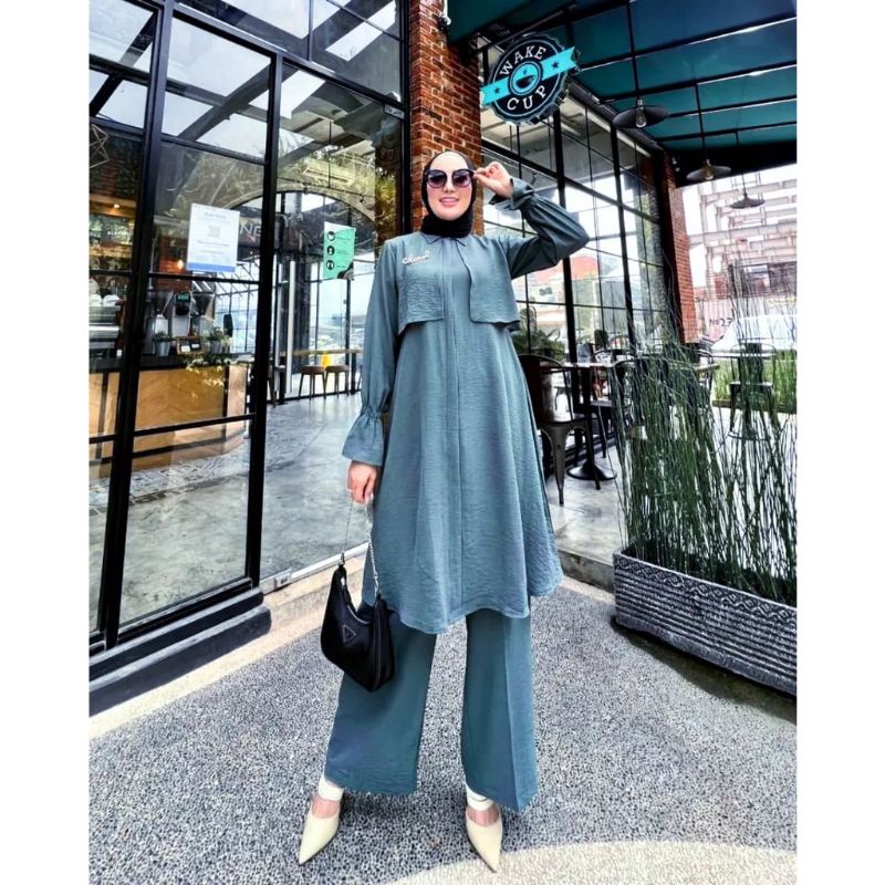 setelan muslimah wanita kekinian 2022 tunik dan celana matt crinkle/dhella set