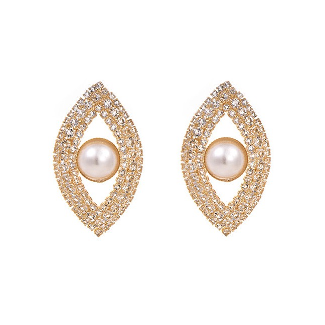 LRC Anting Tusuk Fashion Golden Alloy Eye Pearl Stud Earrings D82875