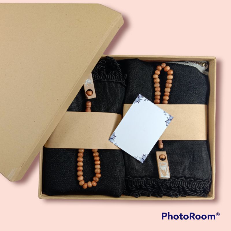 HAMPERS SAJADAH PERNIKAHAN COUPLE GIFH BOX PREMIUM MEWAH  HADIAH KADO PERNIKAHAN / KADO NIKAHAN/ HAM