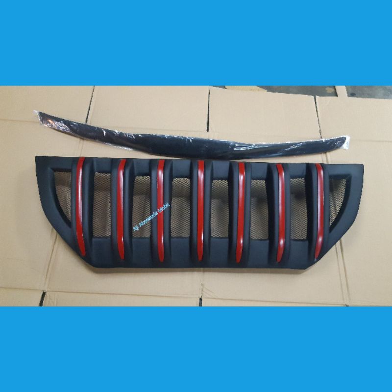 gril Innova 2014-2015 model Apollo warna hitam doff list merah