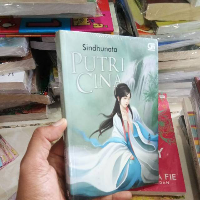 

Novel sastra putri cina original