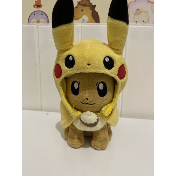 boneka eevee poncho pikachu