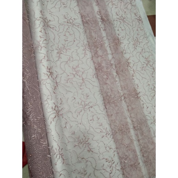 Kain Tile Akar Mutiara/Sorousky/Tile Akar/Bahan Kebaya