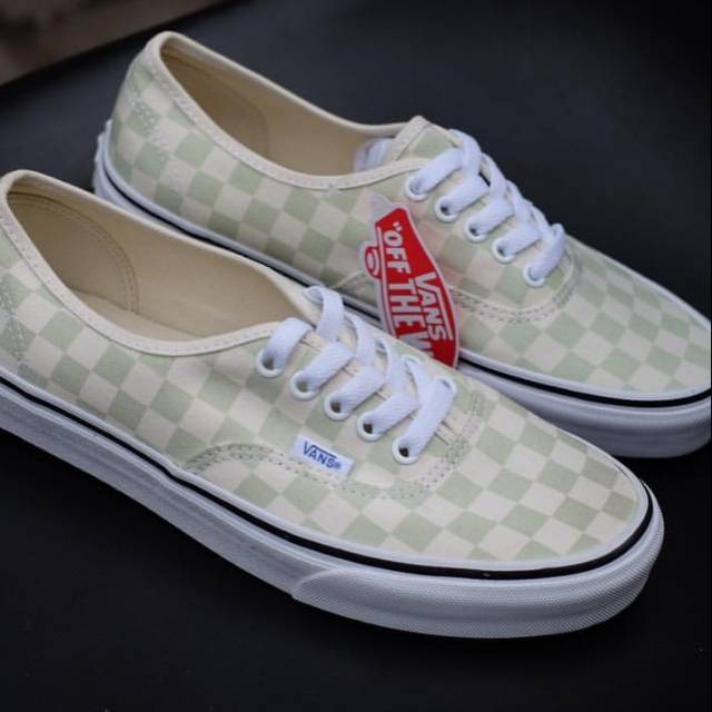 vans authentic checkerboard ambrosia