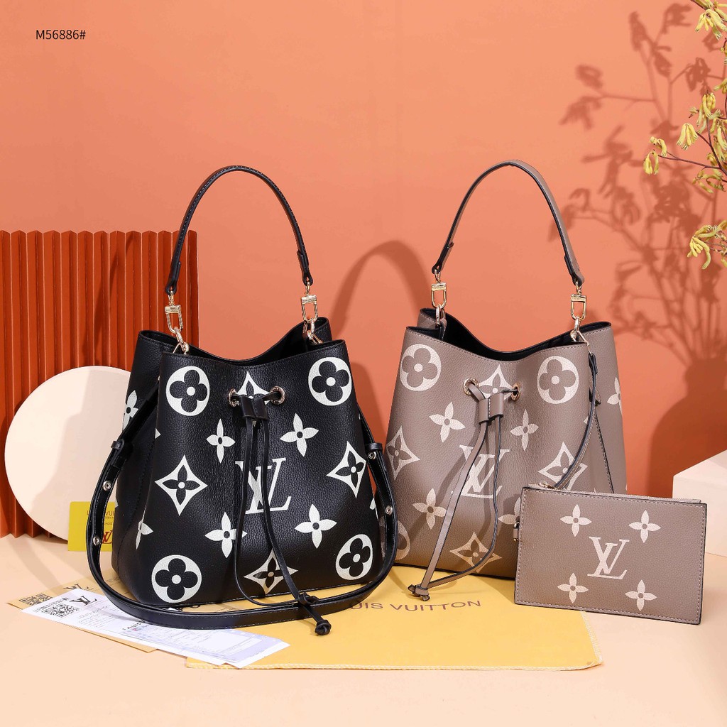 M56886 (HB) Hand Bag LV NeoNoe Giant Monogram