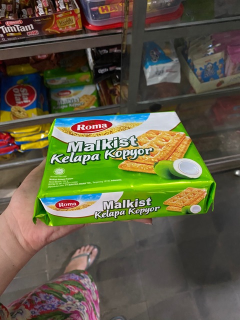 ROMA MALKIST KELAPA KOPYOR