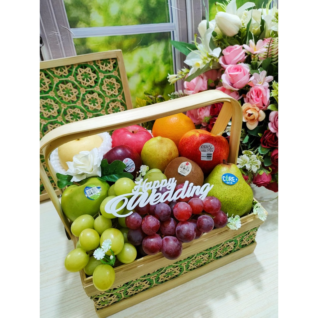 

Wedding Hampers|Wedding Gifts|Kado Pernikahan|Parcel Buah - Wedding 1