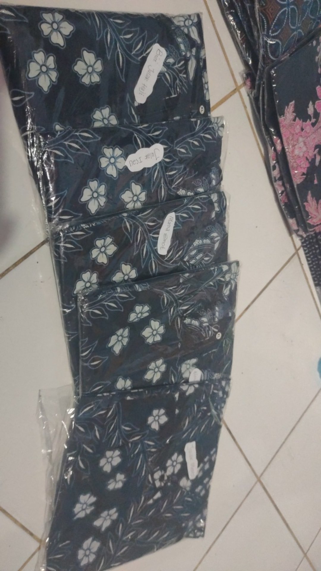 Couple Keluarga Sarimbit Batik Terbaru Terlengkap Manuk Tarung Saroja Batik Katun Adem Nyaman Murah