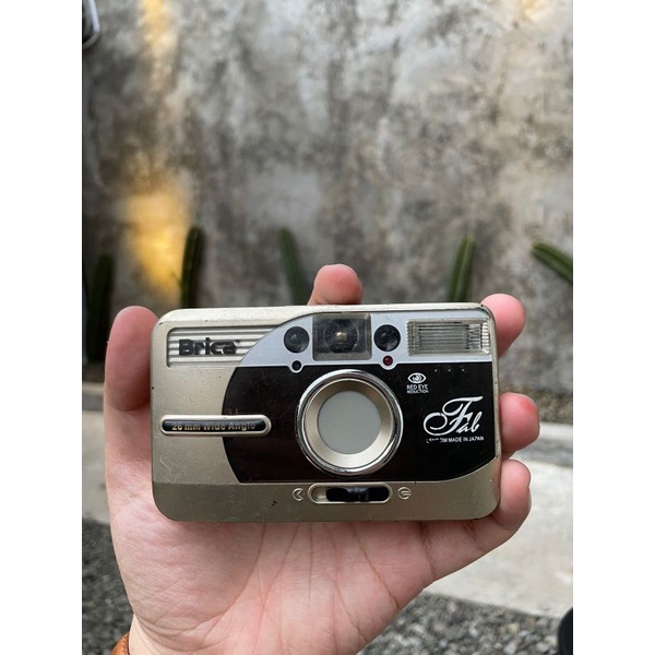 Camera analog brica fab