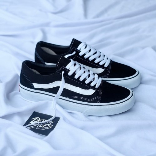 ( SIAP KIRIM ) SEPATU VANS OLDSKOOL PREMIUM SNEAKERS OLDSCHOOL PRIA WANITA  SEKOLAH BLACK &amp; WHITE