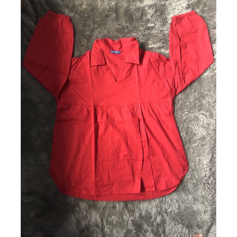 GRAPHIS KEMEJA MERAH