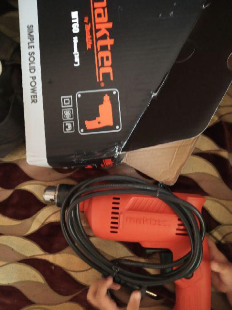 Mesin Bor 2 Arah 10mm Mt60 Maktec