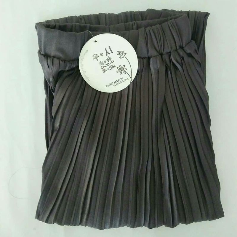 CELANA KULOT PLISKET IMPORT JUMBO MUAT S-M-L-XL-XXL-Dark grey