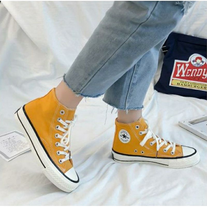 SEPATU SNEAKER HIGH TOP CANVAS 068890