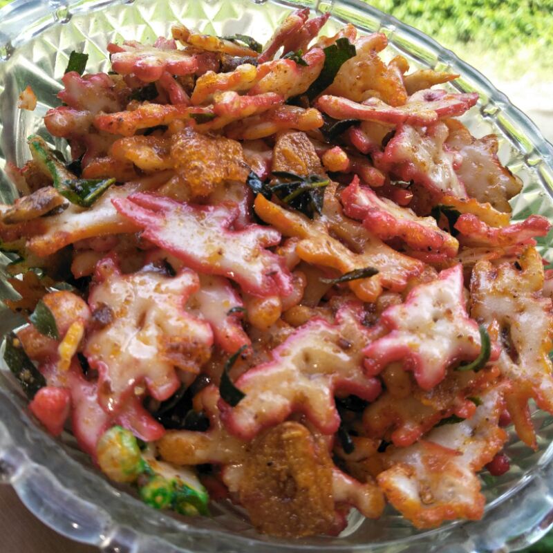 

krupuk seblak Daun jeruk 150gram