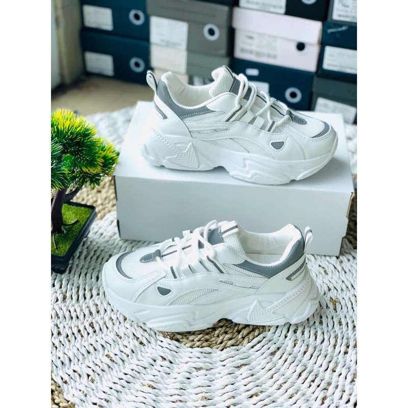 sneaker import
