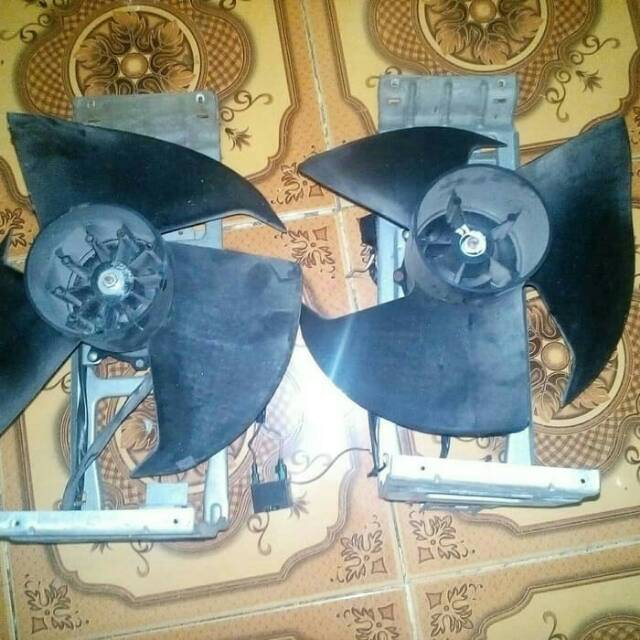 Kipas angin bekas ac