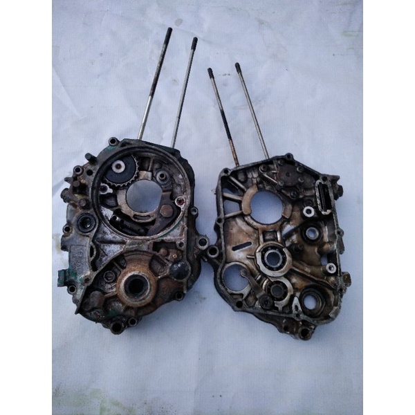 krengkes tengah mesin honda 100 original crangkes honda win100 original