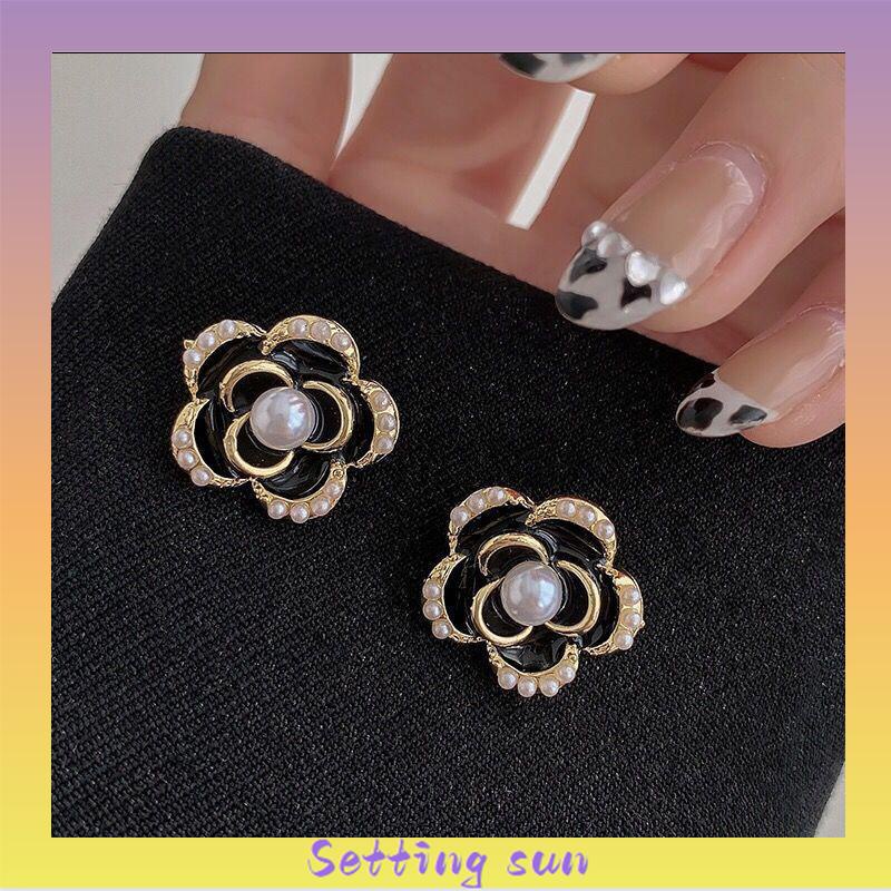 Anting Stud Silver Needle Bentuk Bunga Camellia Gaya Vintage  TN