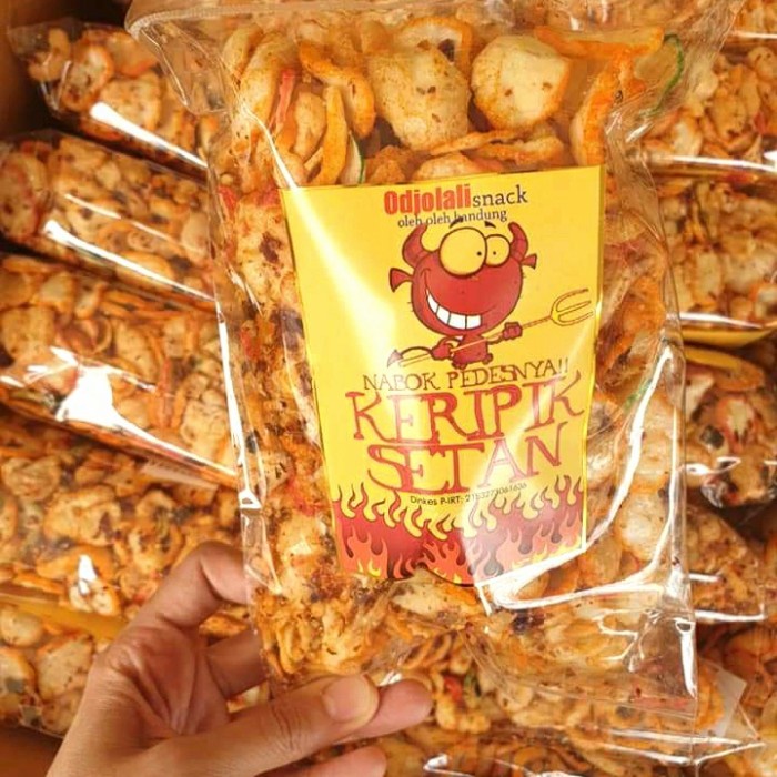 

Odjolali Keripik Seblak Pedas Khas Bandung