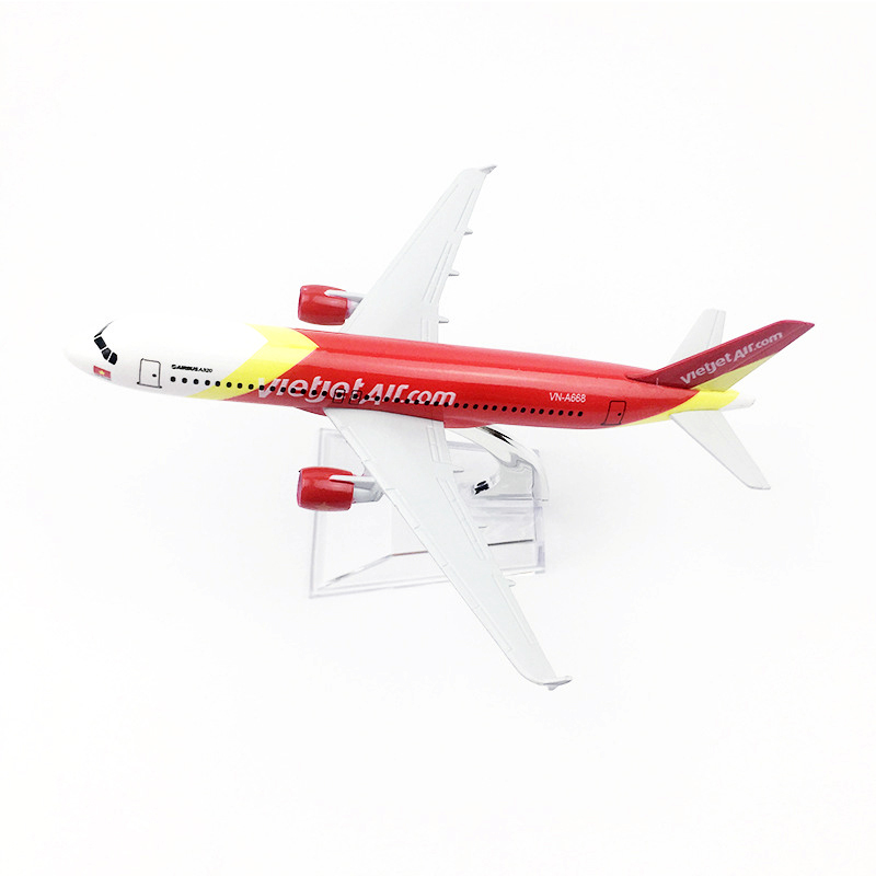 Mainan Model Pesawat Terbang Vietnam Vietjet Air A320 Airbus A320 Bahan Metal Diecast Ukuran 16CM / 20CM