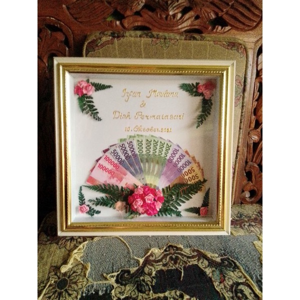 Figura Mahar uang Palsu Cantik