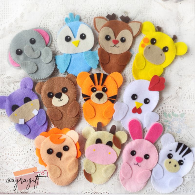 

amplop flanel karakter hewan