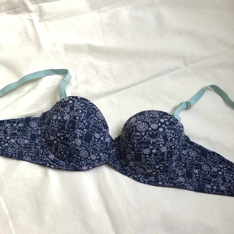 Young Hearts Bra warna Biru Motif (PRELOVED)