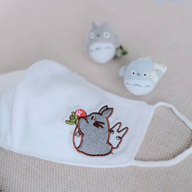 Masker Kain Bordir Totoro with Strawberry