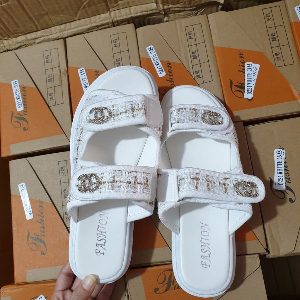 Sendal Dua Tali Wanita 002210 2STRAP SANDALS