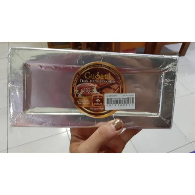 

DARK COKLAT 80% Blok netto: 500.gr (Kampung Coklat Blitar)