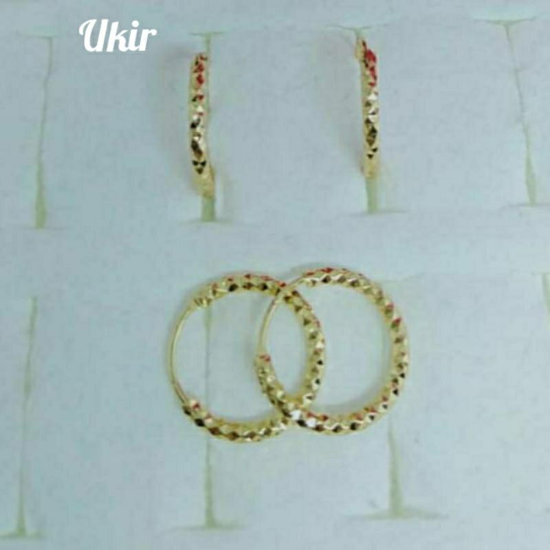 Anting gipsy bulat POLOS  ukir lapis mas 18 k